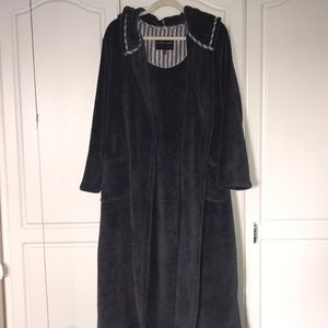 Victoria’s Secret Gray Robe